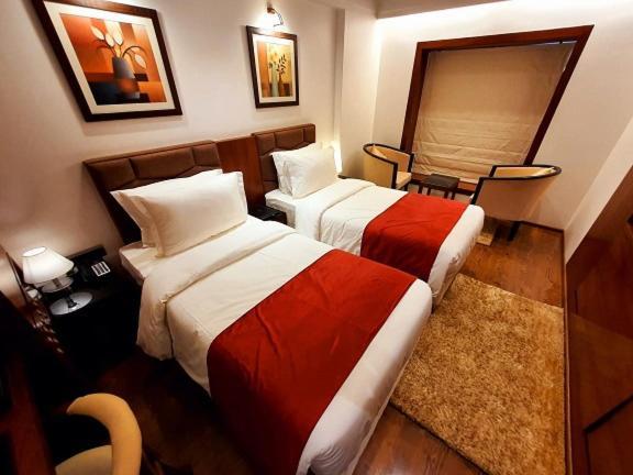 Hotel Mbc Citadel Нашик Екстериор снимка