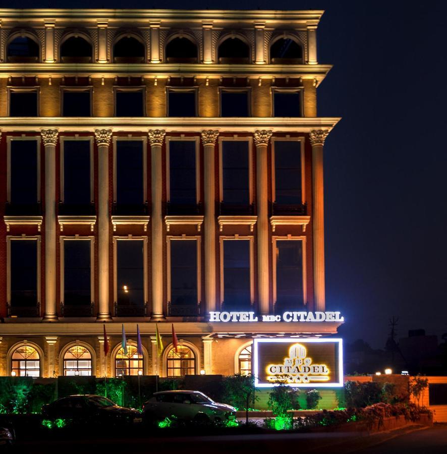 Hotel Mbc Citadel Нашик Екстериор снимка