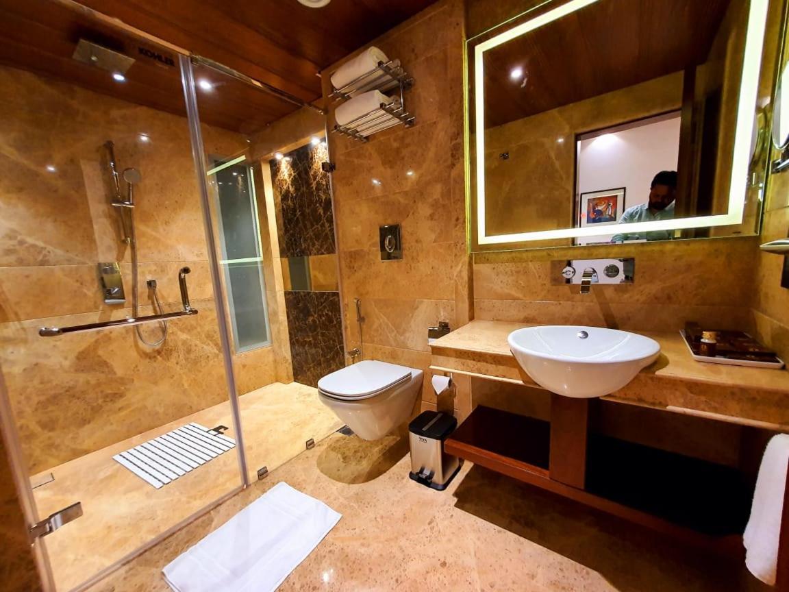 Hotel Mbc Citadel Нашик Екстериор снимка