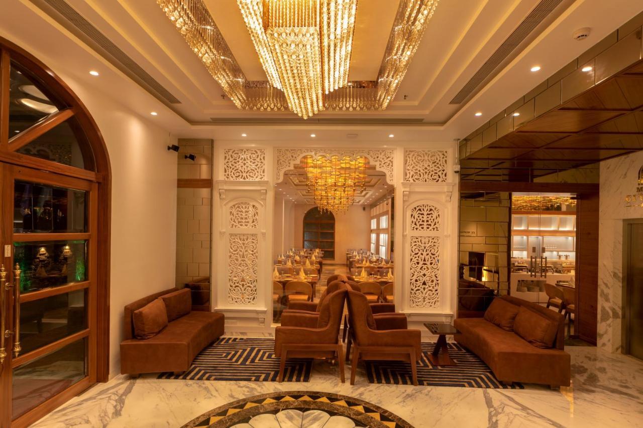 Hotel Mbc Citadel Нашик Екстериор снимка